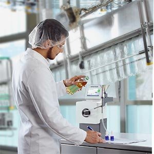 Figure 1. Sample preparation steps such as filtering and degassing can be avoided with the Easy Bev.