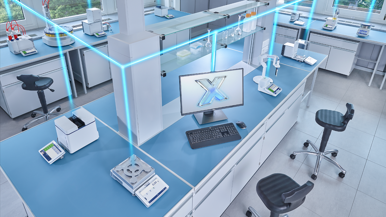 Flux de données électroniques dans un laboratoire connecté