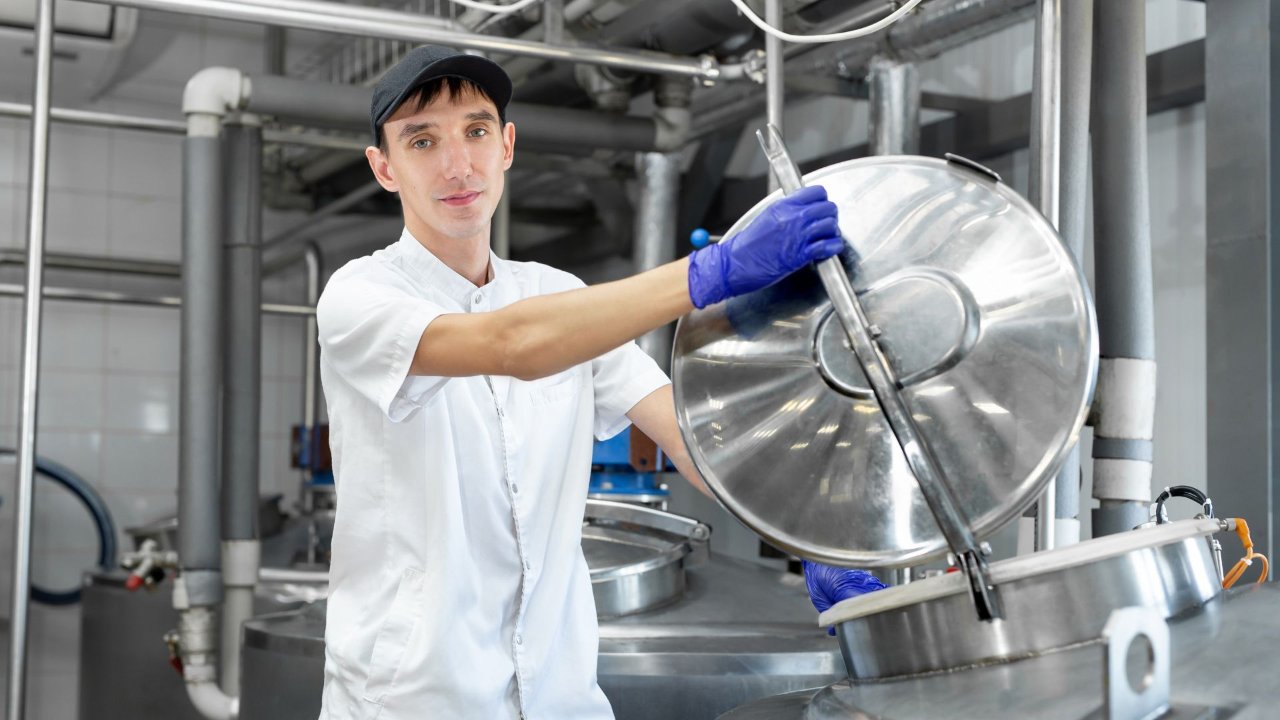 Webinar on how real-time pH measurement can improve dairy processing and how a new pH technology allows you to achieve it safely. 