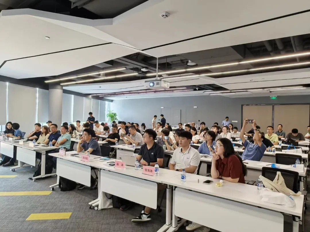 梅特勒托利多携手集成电路材料创新联合体，共探半导体材料检测技术