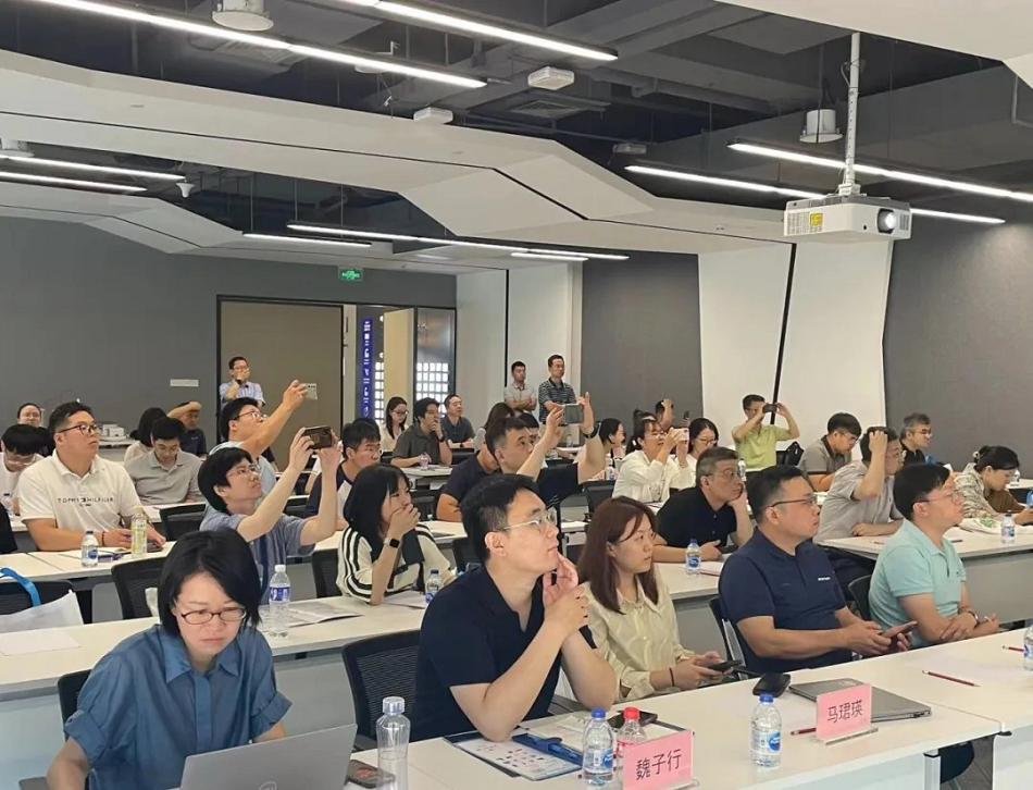 梅特勒托利多携手集成电路材料创新联合体，共探半导体材料检测技术