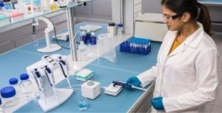 取扱いの難しい液体のピペッティング