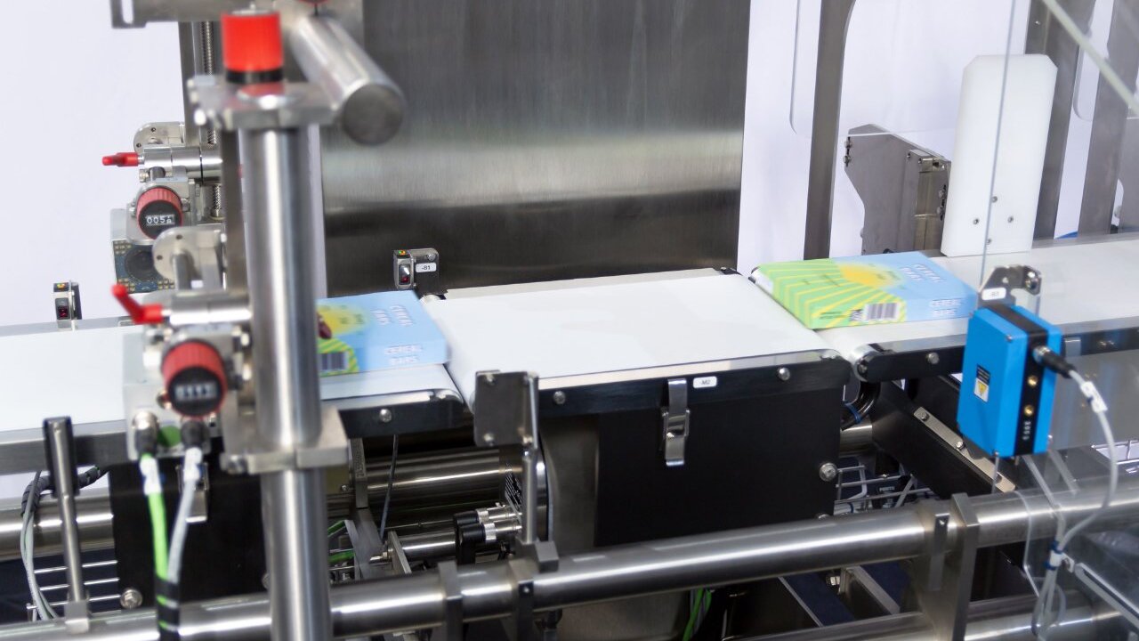 Seamless integration of integrity check systems Seamless integration of integrity check systems