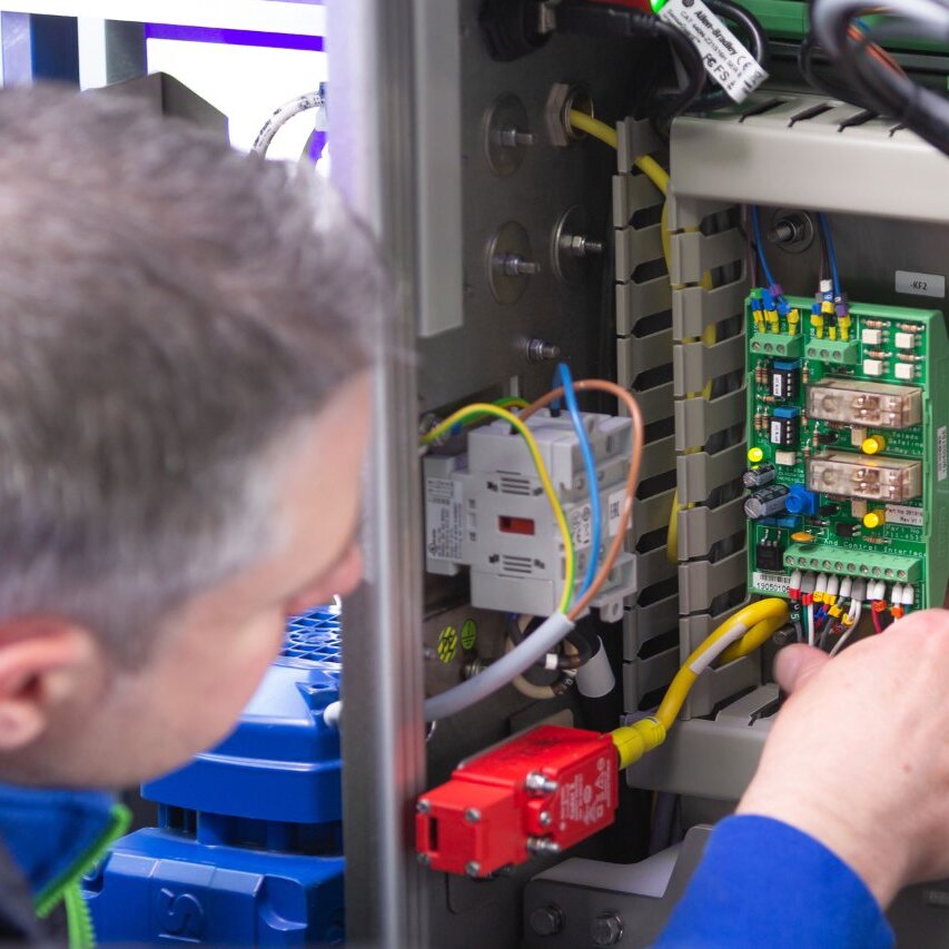 Service professional installation Service professional installation