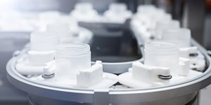 Package Fill Level Control for Cosmetics Industry